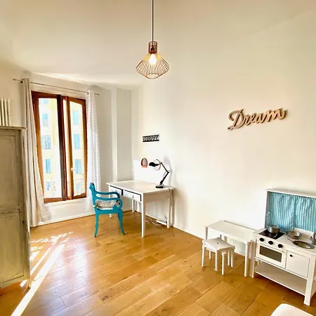 Riviera - Duplex Du Vieux Port - 4 Pieces A C - Old Port Cote D'azur شقة نيس